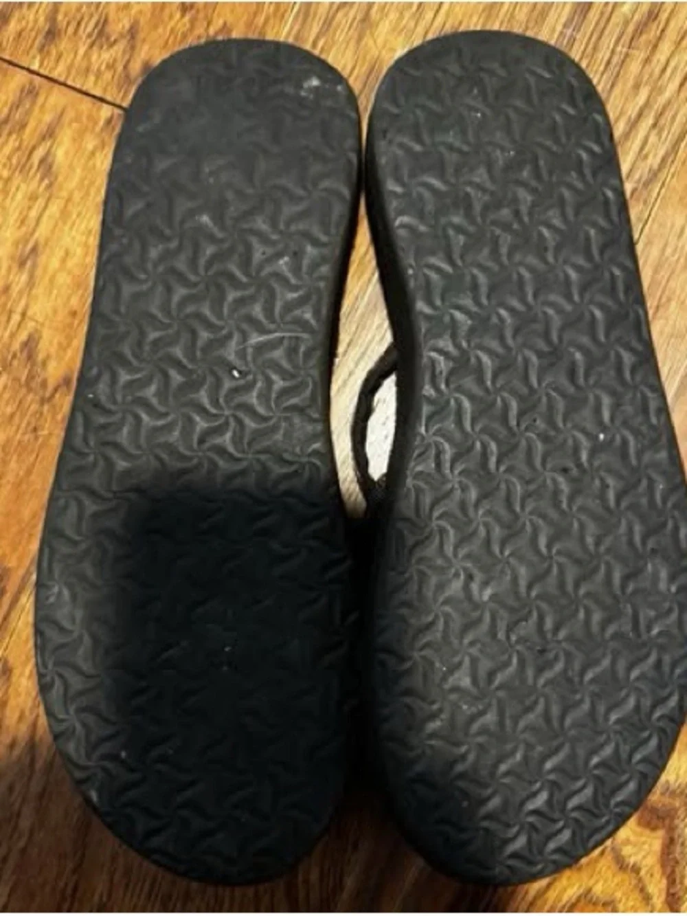 Teva Flip Flops Women’s Size 8